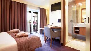 Отель Ana Hotels Sport Poiana Brasov Пояна-Брашов Номер с кроватью размера «king-size» и балконом-1